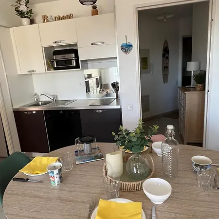 One-bedroom With Balcony, Sea And Park Views, Air Conditioning, Swimming Pool And Parking * Антіб